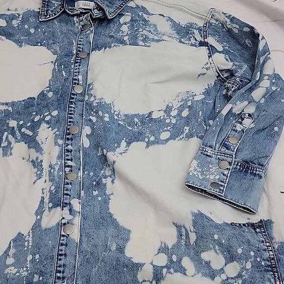 𝅺womens Oversized Denim Jacket Dress Beautiful Bleaching and Super Cute Wear - Picture 5 of 11